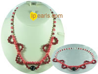 coral necklace with frehswater pearl and agate bead